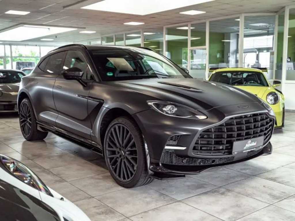 Aston Martin DBX