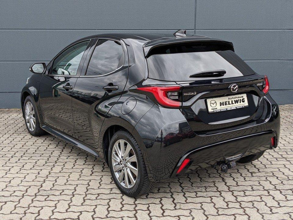 Mazda 2 1.5l VVT-i Select AHK Teilleder LED Kam