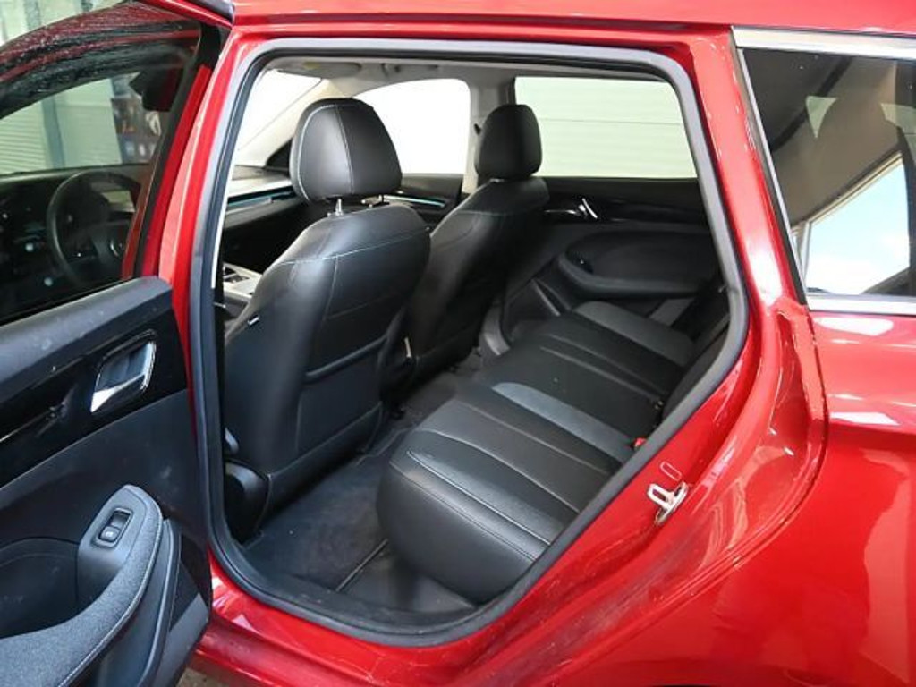 MG MG5