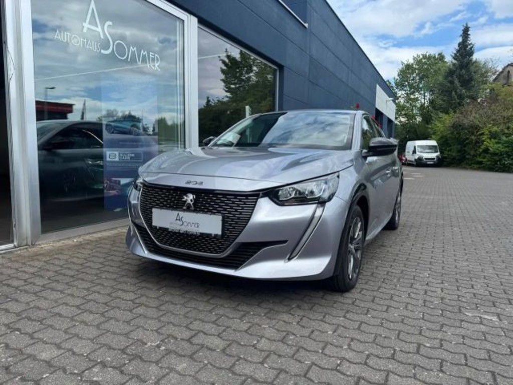 Peugeot e-208 Allure Pack