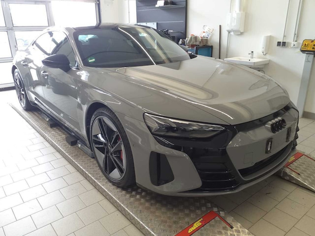 Audi e-tron GT