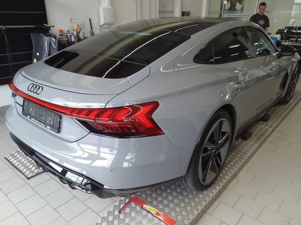 Audi e-tron GT