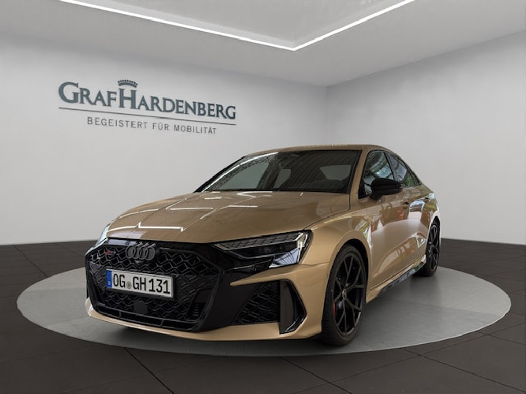 Audi RS3 Sedan Quattro S-Tronic