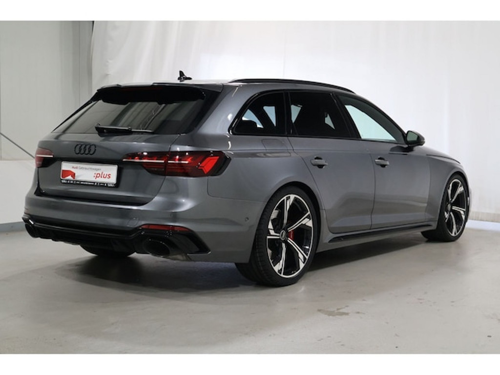 Audi RS4