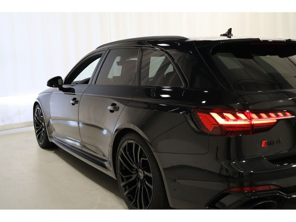 Audi RS4