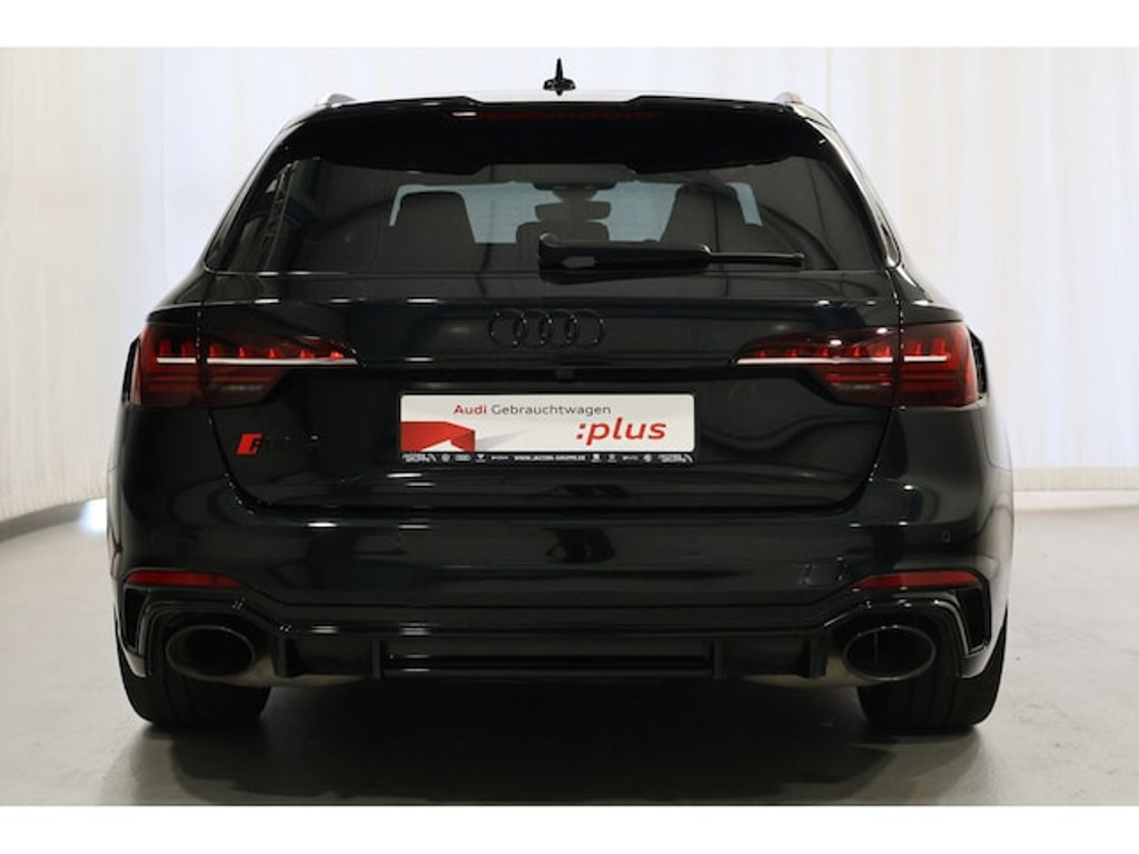 Audi RS4