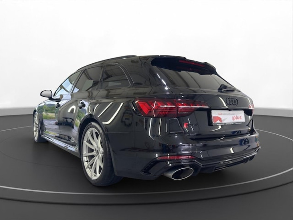Audi RS4