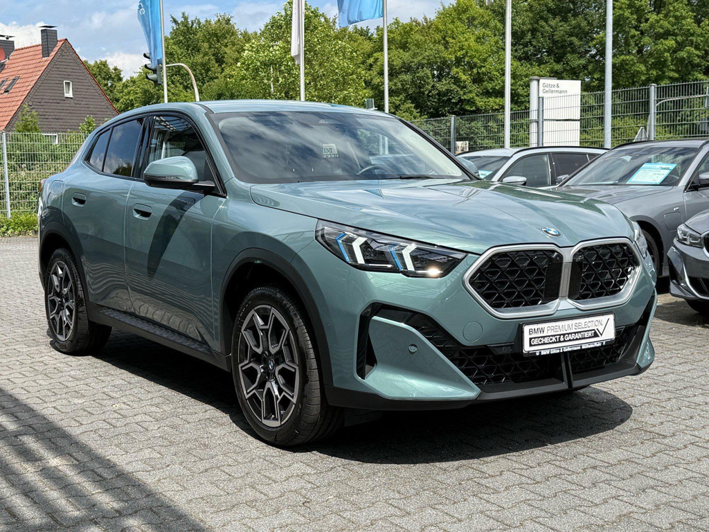 BMW X2
