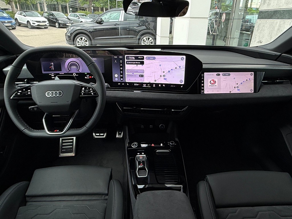 Audi A6 e-tron
