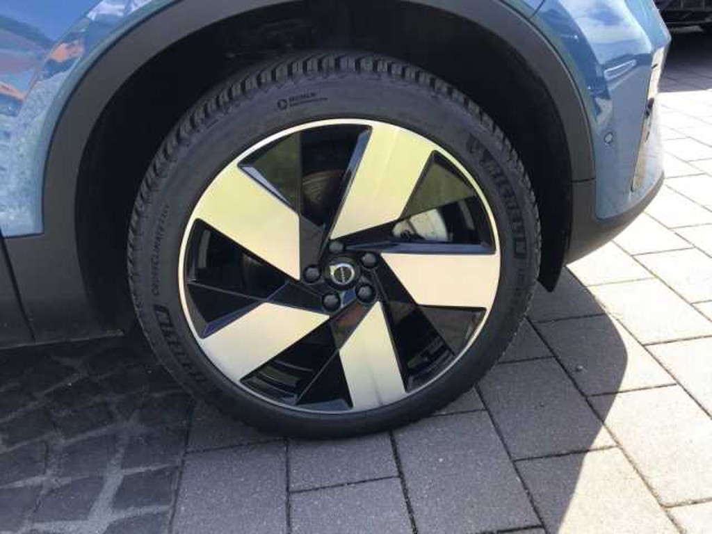 Volvo C40