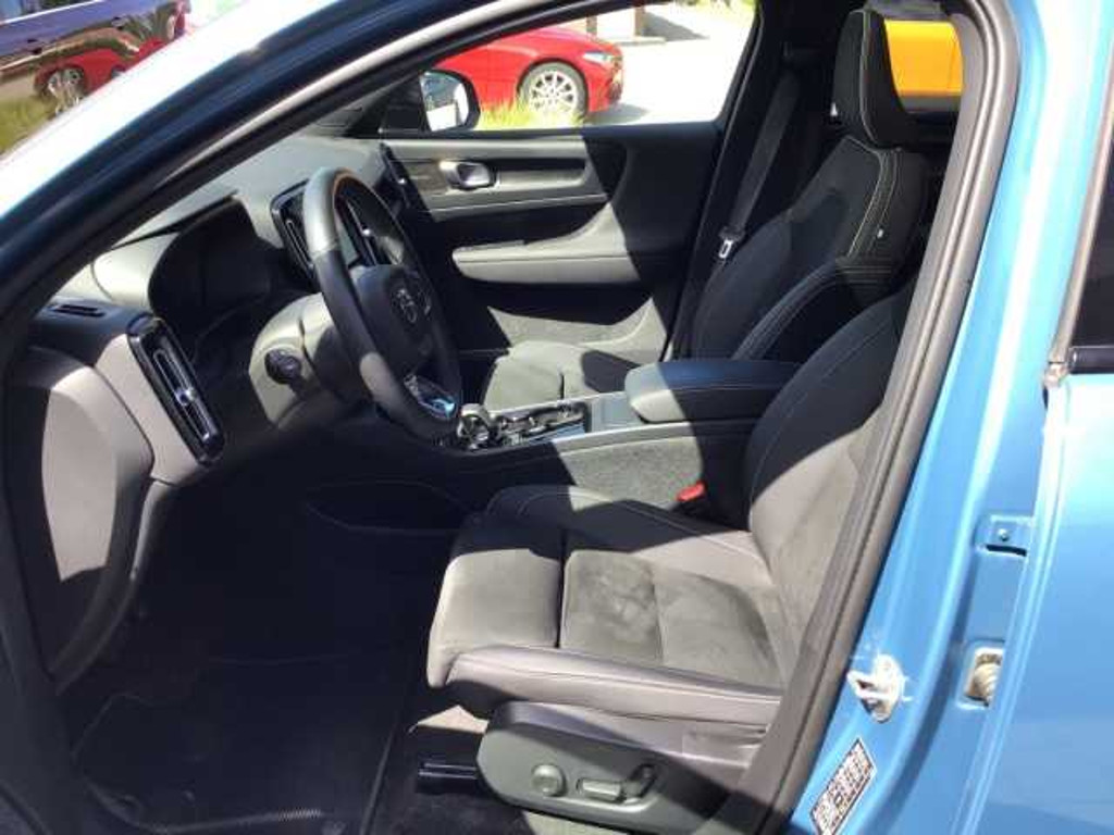 Volvo C40