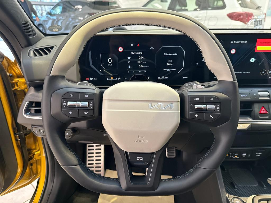 Kia K4