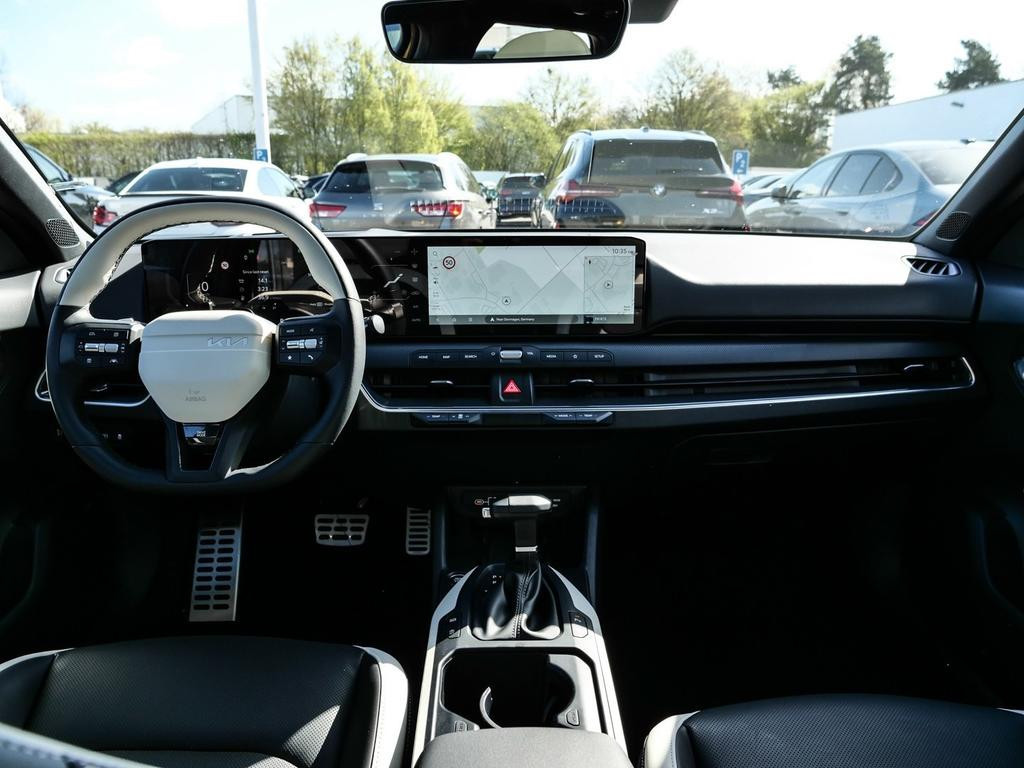Kia K4