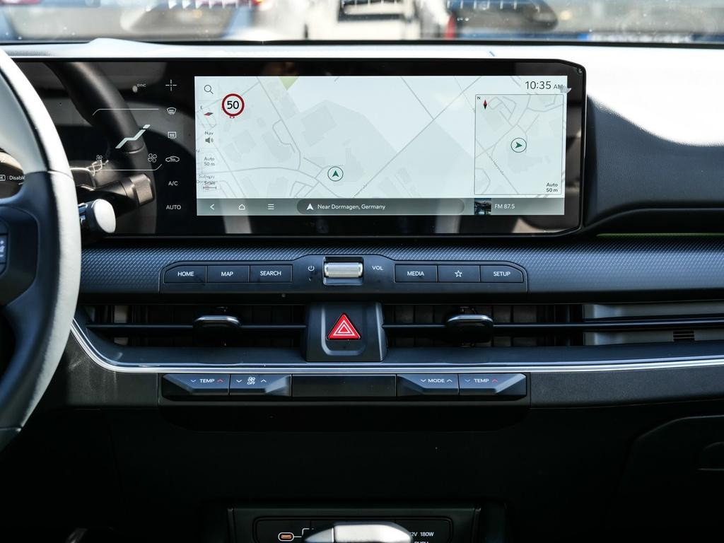 Kia K4