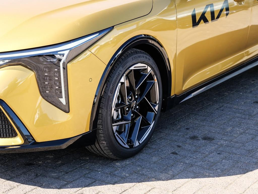 Kia K4