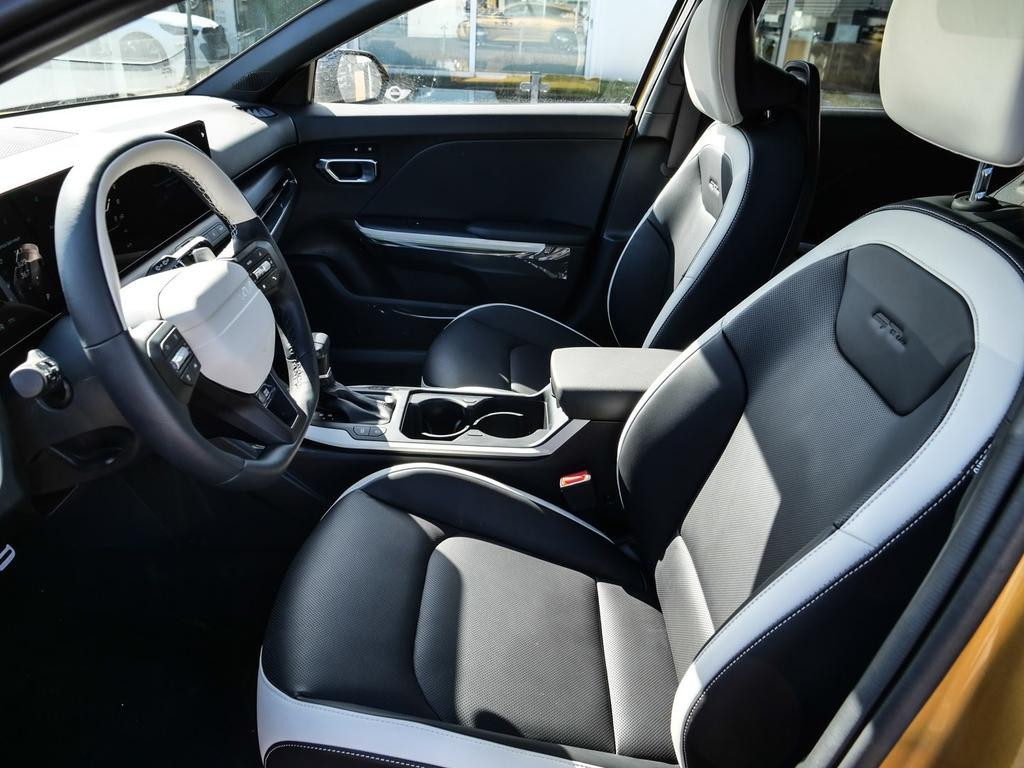 Kia K4