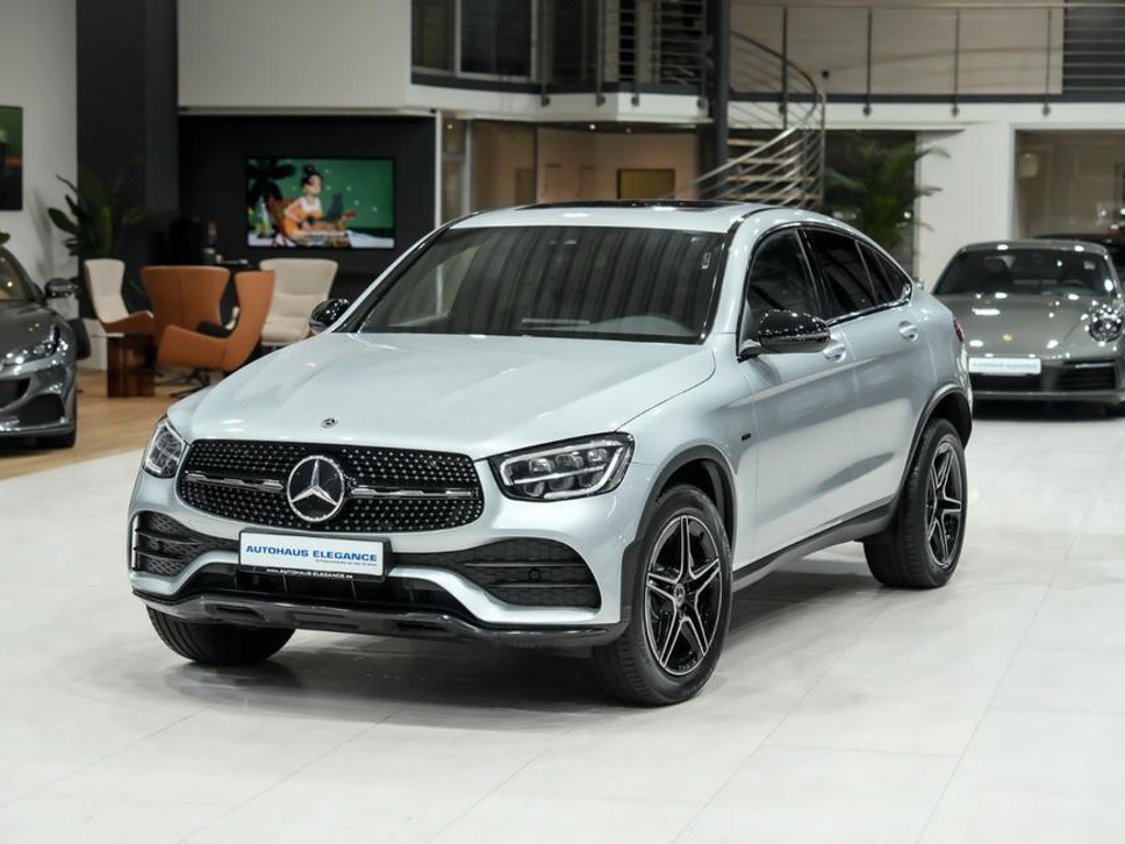 Mercedes-Benz GLC-Klasse GLC 300 4MATIC AMG Line Coupé