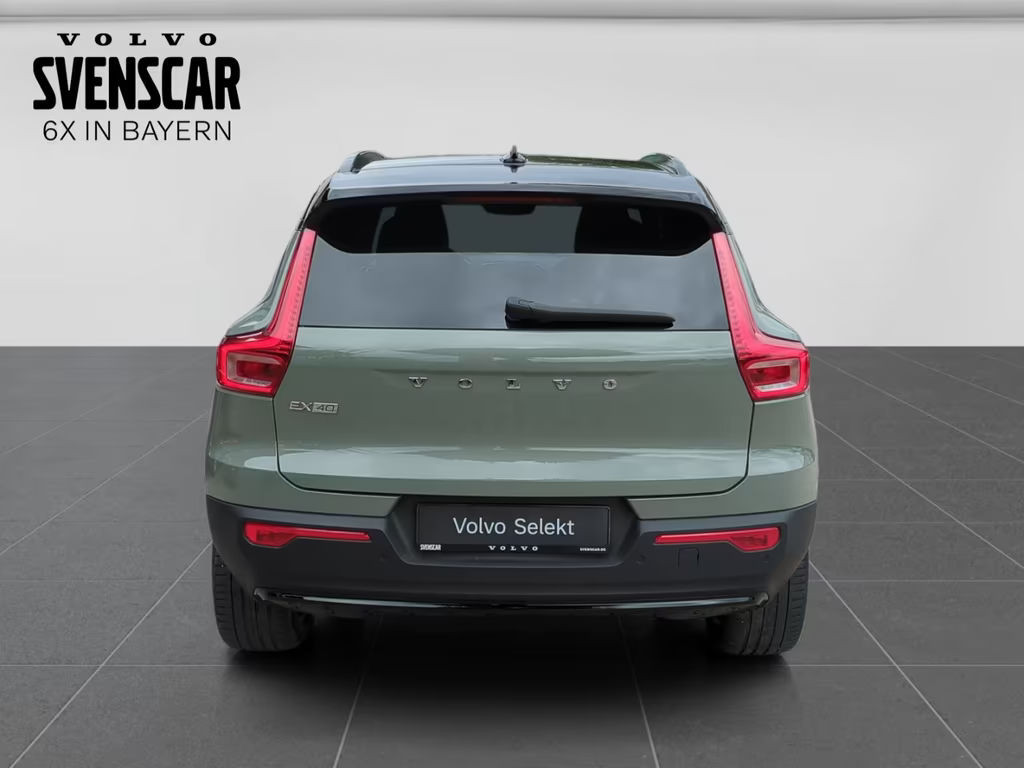 Volvo EX40