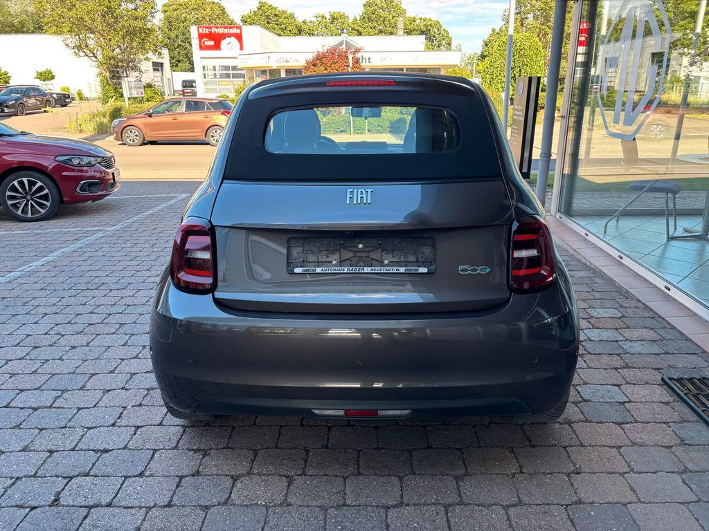 Fiat 500e