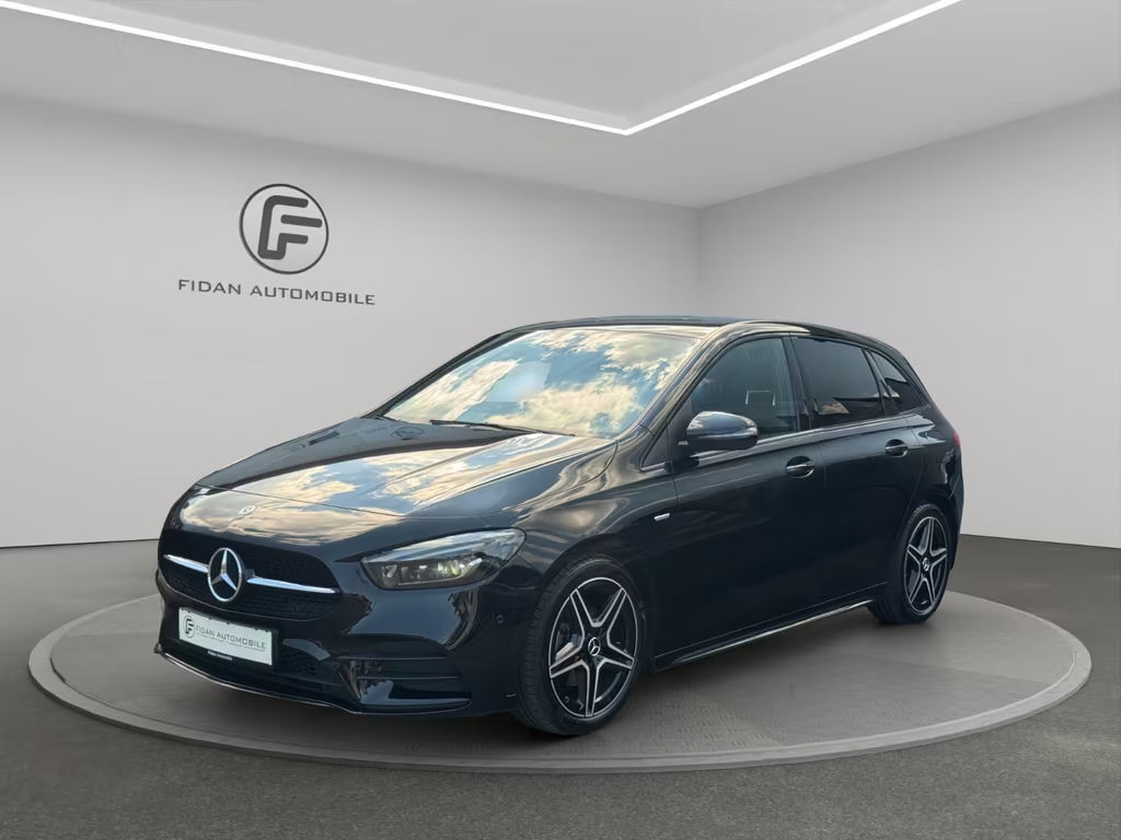 Mercedes-Benz B-Klasse B 200 AMG Line Sedan