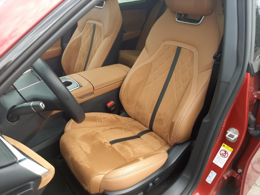 Mazda 6e