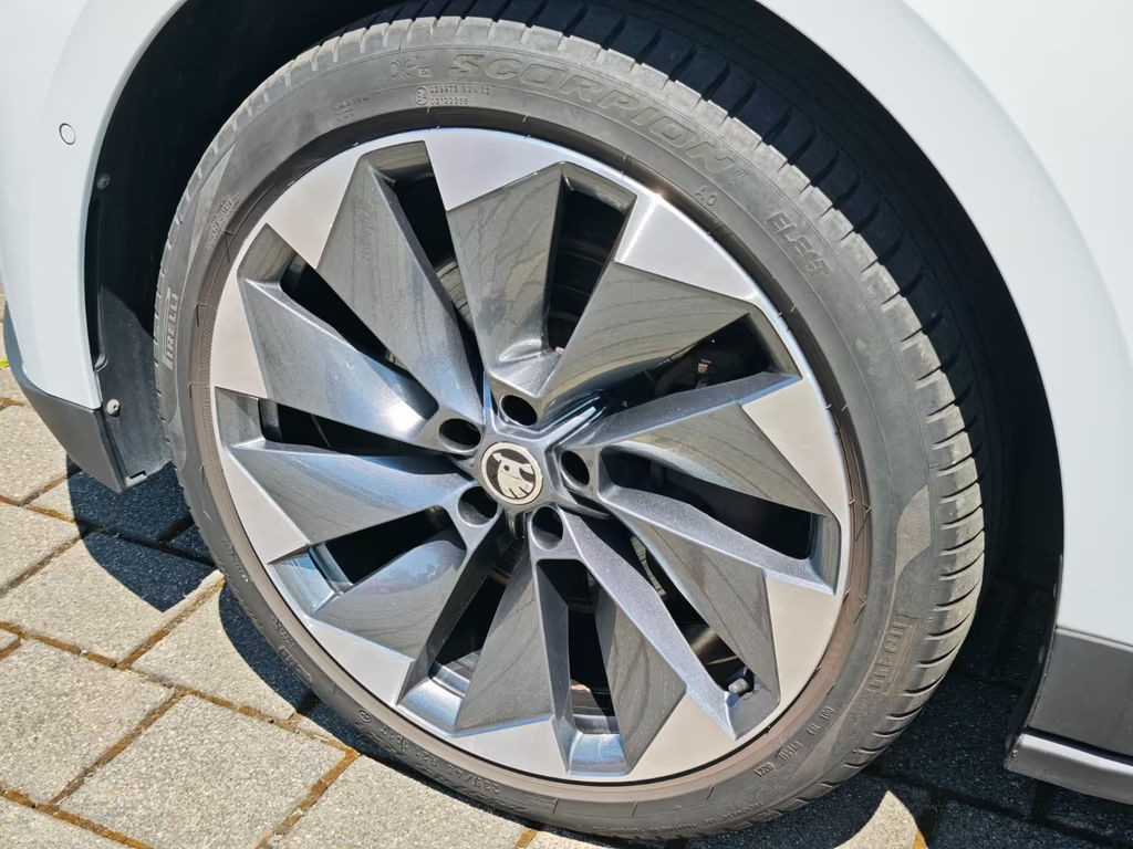 Skoda Enyaq iV