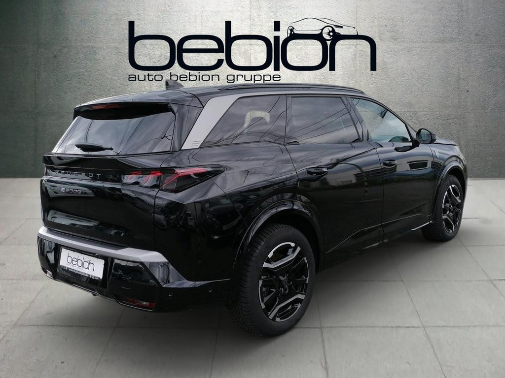 Peugeot E-5008