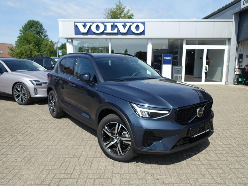 Volvo XC40 Plus Dark