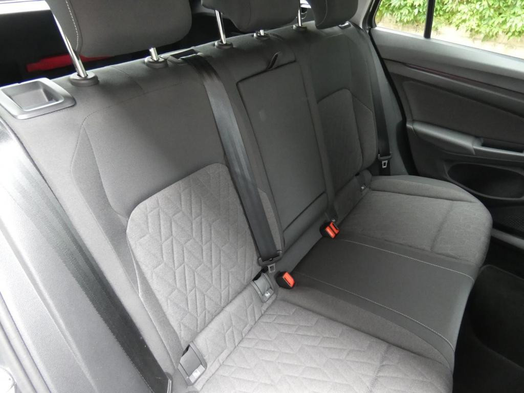 Volkswagen Golf Life Variant Golf VIII 2.0 TDI