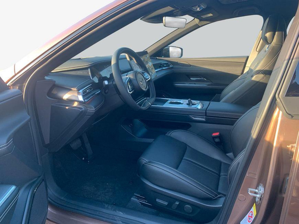 Mazda 6e