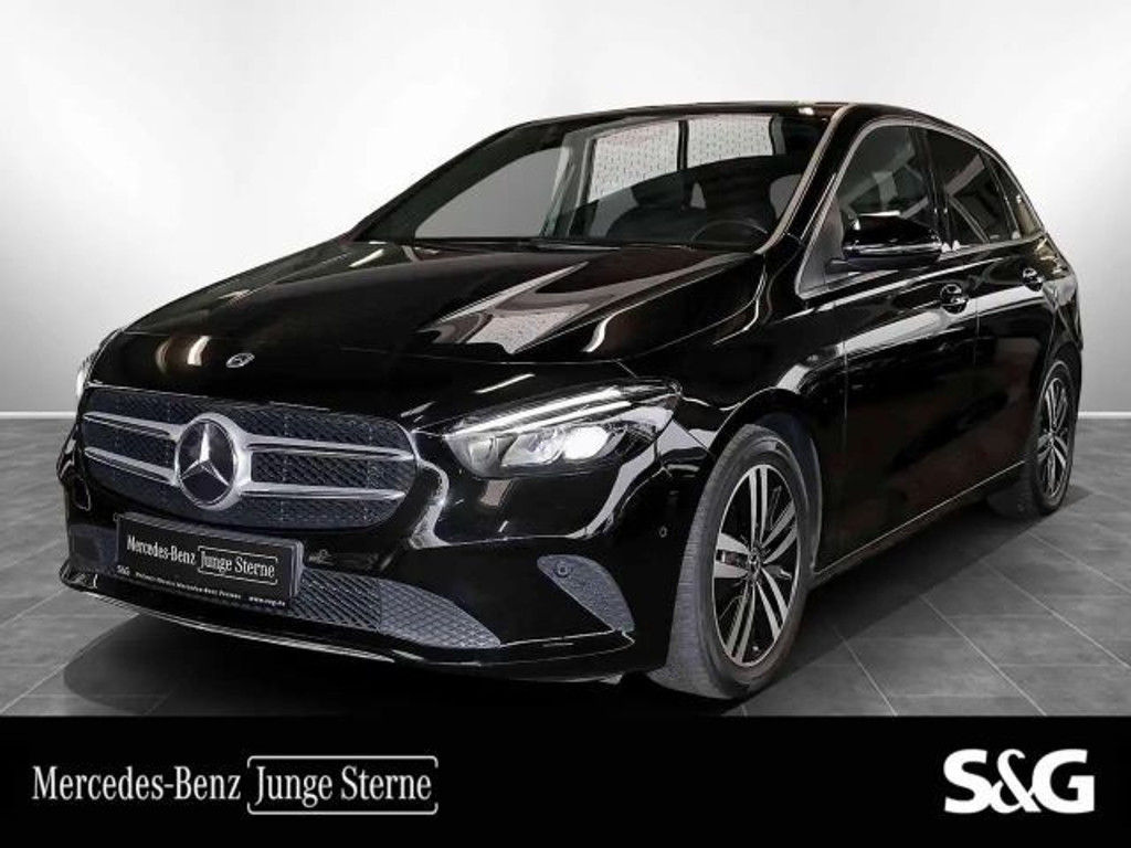 Mercedes-Benz B-Klasse B 180 TOTWINKEL+SPURHALTE+CARPLAY+KAMERA+LED+17"