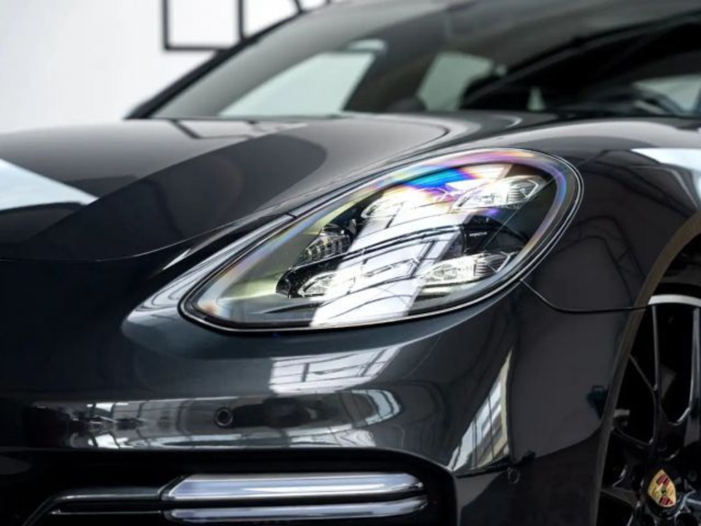 Porsche Panamera Sport Turismo 4