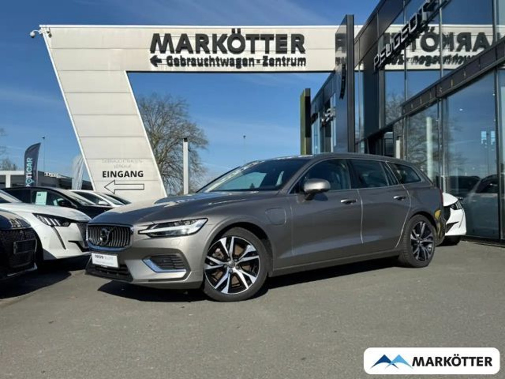 Volvo V60 AWD T6 Recharge Core