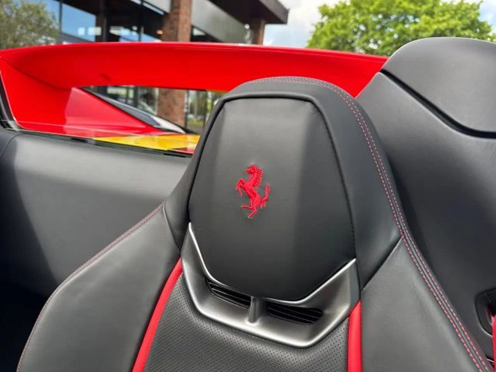 Ferrari 296 GTS
