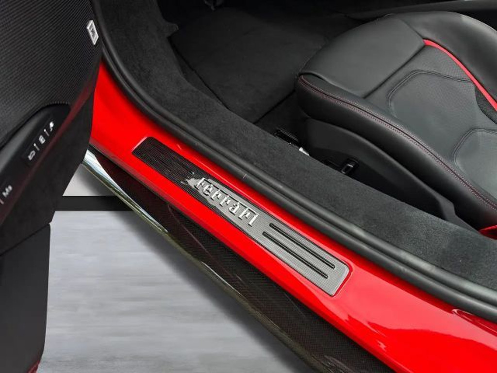 Ferrari 296 GTS