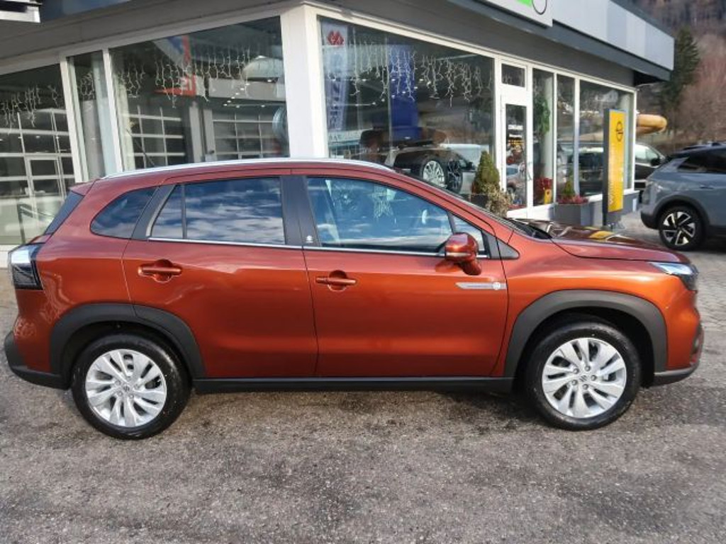 Suzuki S-Cross