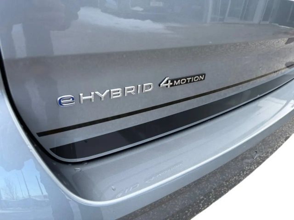 Volkswagen Multivan eHybrid T7