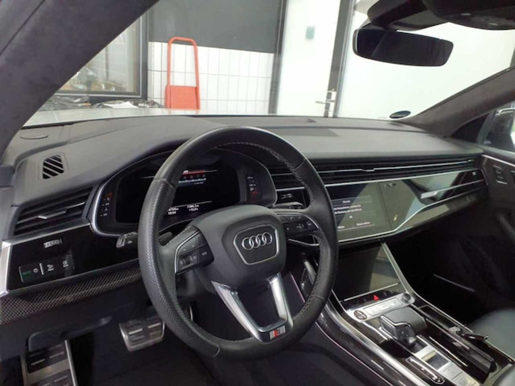 Audi SQ8