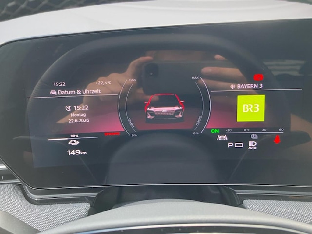 Audi A6 e-tron