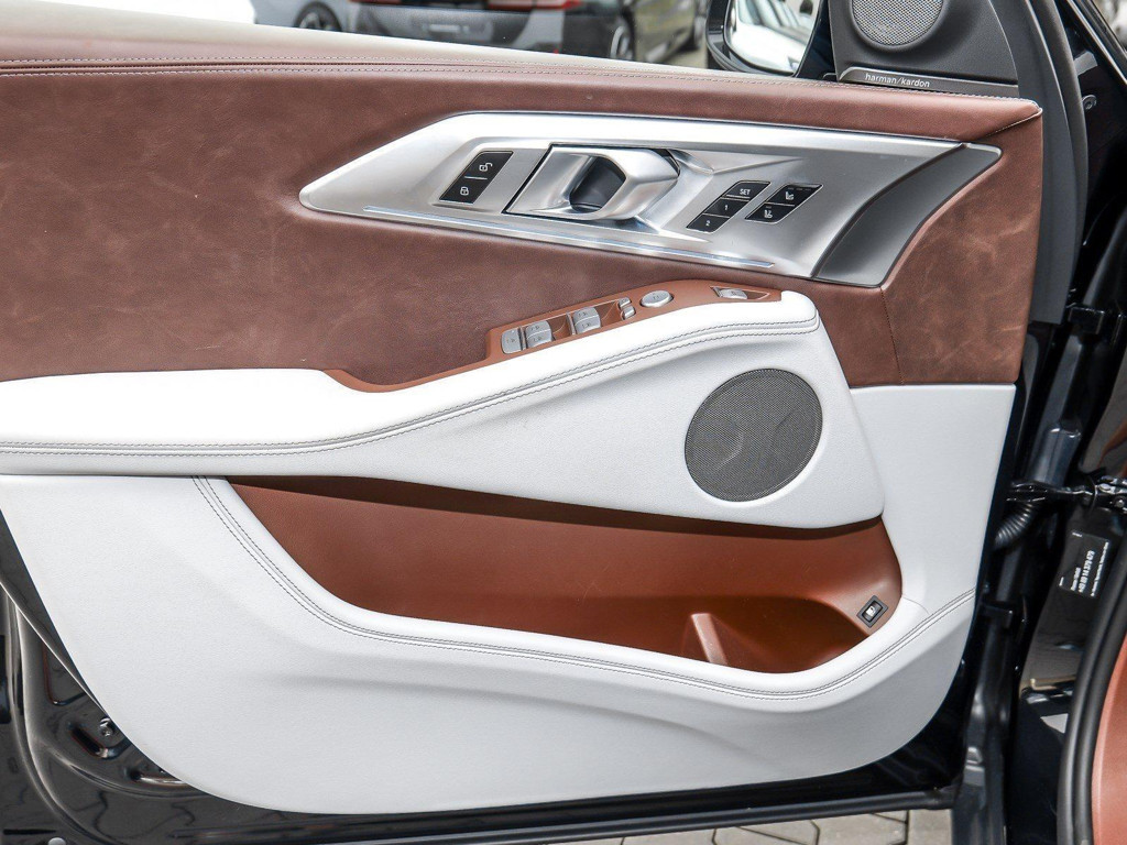 BMW XM