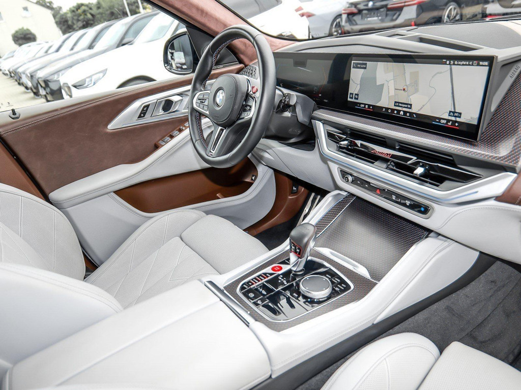BMW XM