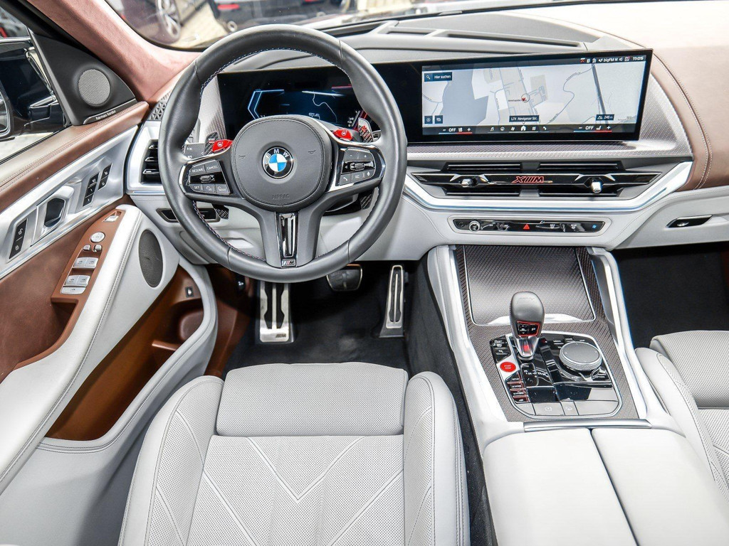BMW XM