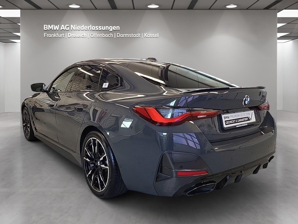 BMW M440