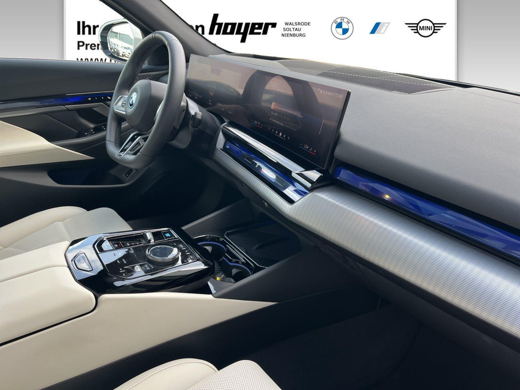 BMW i5