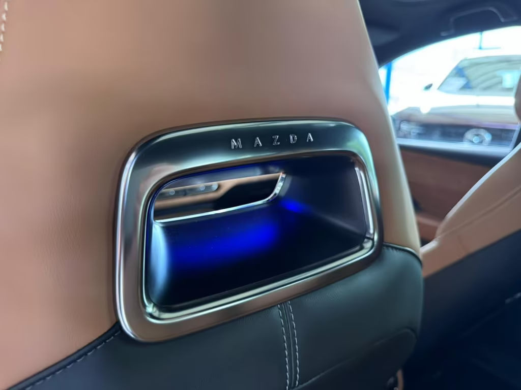Mazda 6e