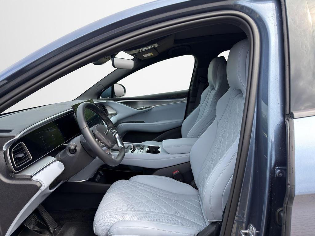 BYD Sealion 7