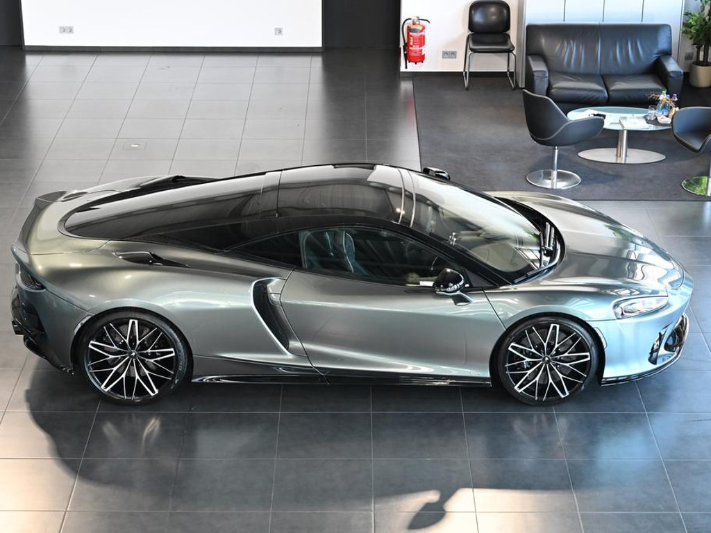 McLaren GTS