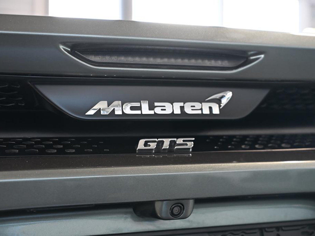 McLaren GTS