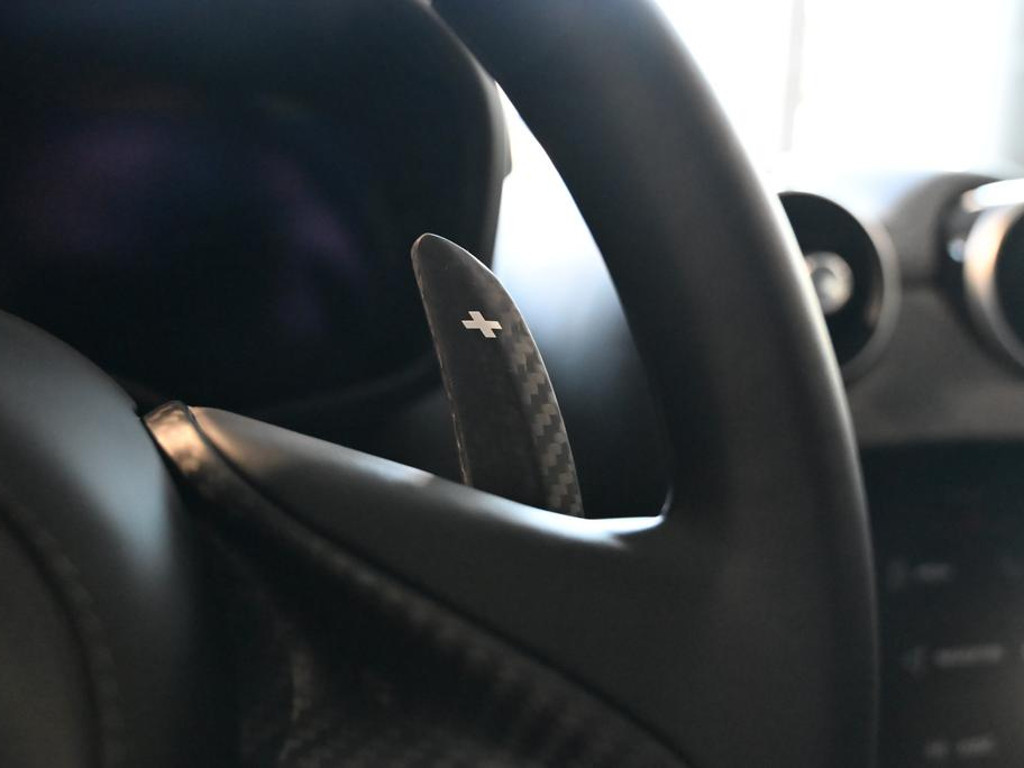 McLaren GTS