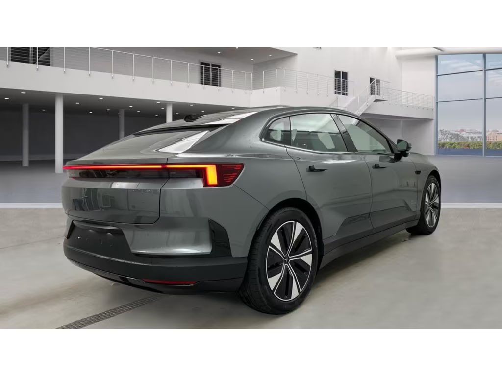 Polestar 4